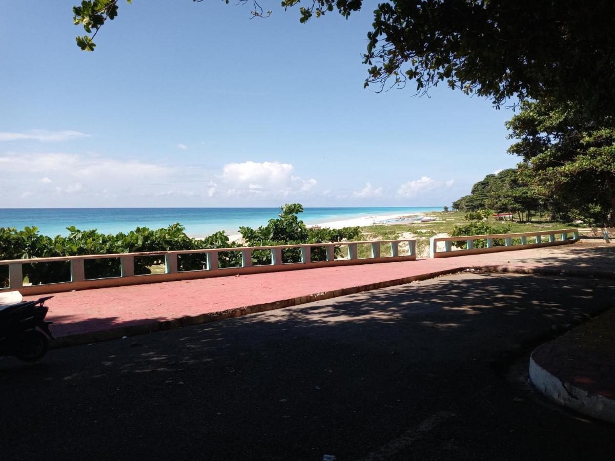 Beachfront Apartment, Quiet 4 Beds, 1 Bath, Ac, Wi-Fi, Hot Water, In Paraiso Near Los Patos ภายนอก รูปภาพ
