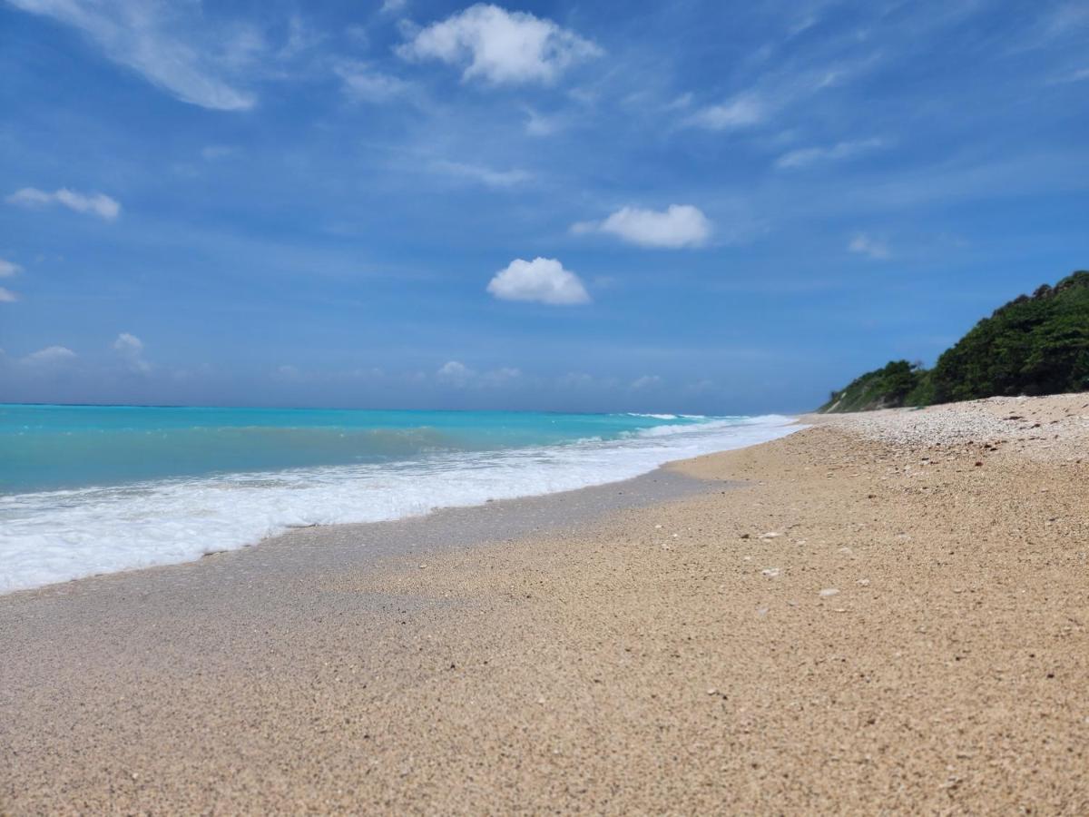 Beachfront Apartment, Quiet 4 Beds, 1 Bath, Ac, Wi-Fi, Hot Water, In Paraiso Near Los Patos ภายนอก รูปภาพ