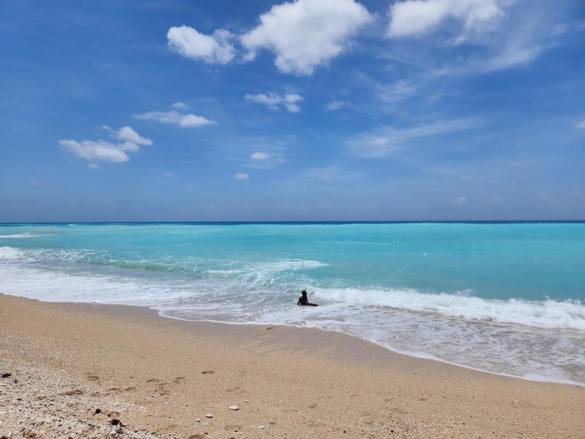 Beachfront Apartment, Quiet 4 Beds, 1 Bath, Ac, Wi-Fi, Hot Water, In Paraiso Near Los Patos ภายนอก รูปภาพ